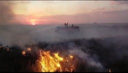 В Целиноградском районе Акмолинской области загорелся камыш