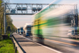 ​ATI.SU: в Казахстане снизился спрос на международные перевозки