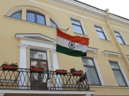 США осудили акты вандализма в отношении индийского консульства