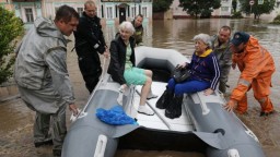 Керчь затопило после ливня. Фотографии