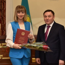 И.о. руководителя ДК &laquo;Достар&raquo; удостоена награды за вклад в развитие культуры