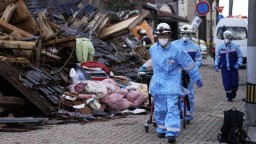 Землетрясение в Японии: почти 250 человек пропали без вести, надежды найти выживших почти нет