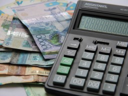 Казахстан стал единственной страной ЕАЭС, где покупательная способность зарплат ушла в минус