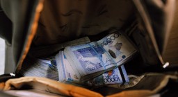 В Акмолинской области мужчина похитил у знакомого крупную сумму денег