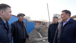 Аким Акмолинской области осмотрел дома пострадавших в Кокшетау