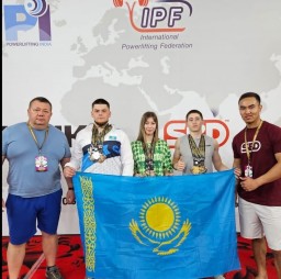 Акмолинцы завоевали медали на чемпионате Азии по пауэрлифтингу в Индии