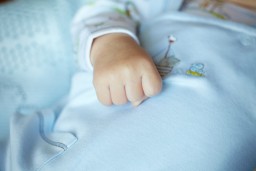 Свидетельство о рождении ребенка в Казахстане теперь можно получить онлайн