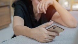 ​&laquo;Сноха попала в ДТП&hellip;&raquo;: акмолинская пенсионерка отдала все сбережения мошенникам