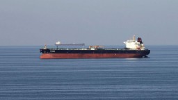 Иран заявил о захвате нефтяного танкера в Оманском заливе