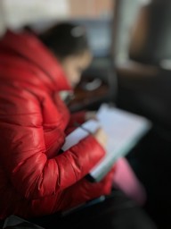 В Акмолинской области полицейские за час вернули родителям пропавшую дочь В Акмолинской области полицейские за час вернули родителям пропавшую дочь