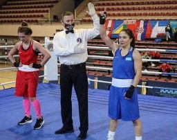 Дина Жоламан выиграла международный турнир по боксу в Сербии