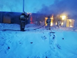 Шесть автомашин «Газель» сгорели в пожаре в Акмолинской области