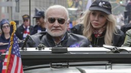 Легендарный астронавт Базз Олдрин женился в свой 93-й день рождения