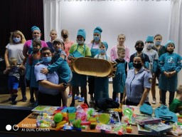 Онлайн-концерт от осужденных и подарки от сотрудников акмолинской УИС получили дети в свой праздник
