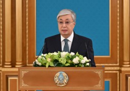"Традиции и обычаи казахского народа всегда призывали к добру" - Токаев провел ауызашар в Акорде