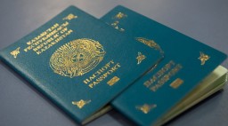 Казахстанцев будут дактилоскопировать при получении документов только с их согласия