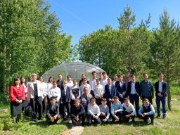 ​Саженцы и пчёлы вместо пустырей: акмолинские сельчане создают ягодный бизнес с нуля