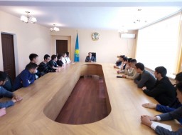 Судья Кокшетауского городского суда  провел встречу со студентами