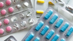 В Минздраве рассказали, пересмотрят ли цены на лекарства в Казахстане