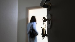 Суд защити права сироты, которую исключили из очереди на жилье из государственного жилого фонда