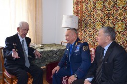 Начальник Департамента полиции встретился с ветеранами Великой отечественной войны