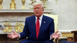 Трамп грозит Китаю новыми гигантскими пошлинами, но азиатские биржи растут