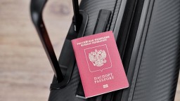 В РК хотят изменить правила выдачи иностранцам разрешения на временное и постоянное проживание