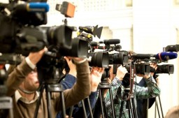 Токаев поручил провести расследование серии преступлений против журналистов