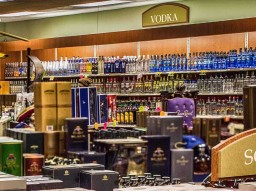 Об установлении минимальных розничных цен на крепкий алкоголь