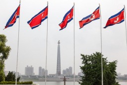 В Северной Корее вспышка неизвестной лихорадки затронула 350 тысяч человек