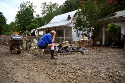 Число жертв наводнения в Кентукки возросло до 26 человек