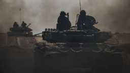 Дайджест: российские войска у границ Украины и Навальный в медчасти ИК-2