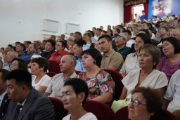 ​На встрече с жителями Жаркаинского района определили ключевые направления развития