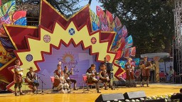 Фольклорный ансамбль «Айнаколь» принимает участие в Международной ярмарке ремесел в Индии