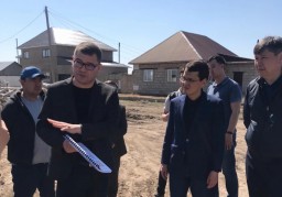 Министр цифрового развития провел совещание в пристоличных населенных пунктах Акмолинской области