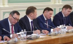 Ермек Маржикпаев принял участие в совещании с акимами и руководителями госорганов в Астане