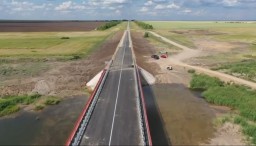Пострадавший во время паводка мост ввели в эксплуатацию в Акмолинской области