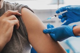 14-летнему подростку стало плохо после прививки от кори в Кокшетау