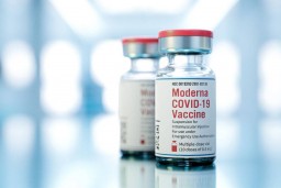 Moderna обвинила Pfizer и BioNTech в копировании технологии для создания вакцины от Covid-19