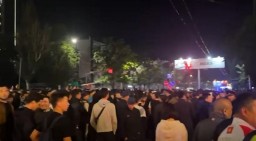 Ночные беспорядки в Бишкеке: десятки травмированы Ночные беспорядки в Бишкеке: десятки травмированы