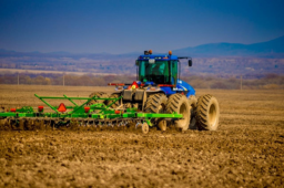 В РК стартовал прием заявок от фермеров на финансирование весенне-полевых работ