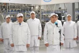 Глава государства дал старт запуску первой очереди Макинской птицефабрики