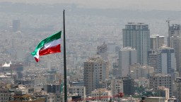 В Иране задержали больше 100 человек по делу об отравлении учениц