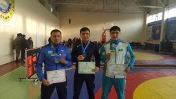 Акмолинец стал чемпионом Казахстана по борьбе на поясах