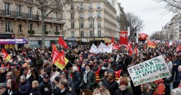 Сенат Франции одобрил пенсионную реформу