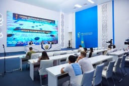 По итогам ЕНТ пороговые баллы набрали около 135 тысяч абитуриентов в РК