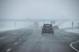 Из-за метели закрыты дороги на трассах в Акмолинской области