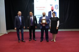 12 предпринимателей и волонтеров стали лауреатами «Жомарт Жүрек»