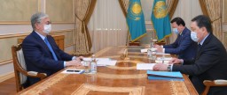 Президент Касым-Жомарт Токаев принял Премьер-министра и министра здравоохранения