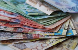 ​Мошенники выманили у акмолинки 18 млн тенге на «инвестиции»